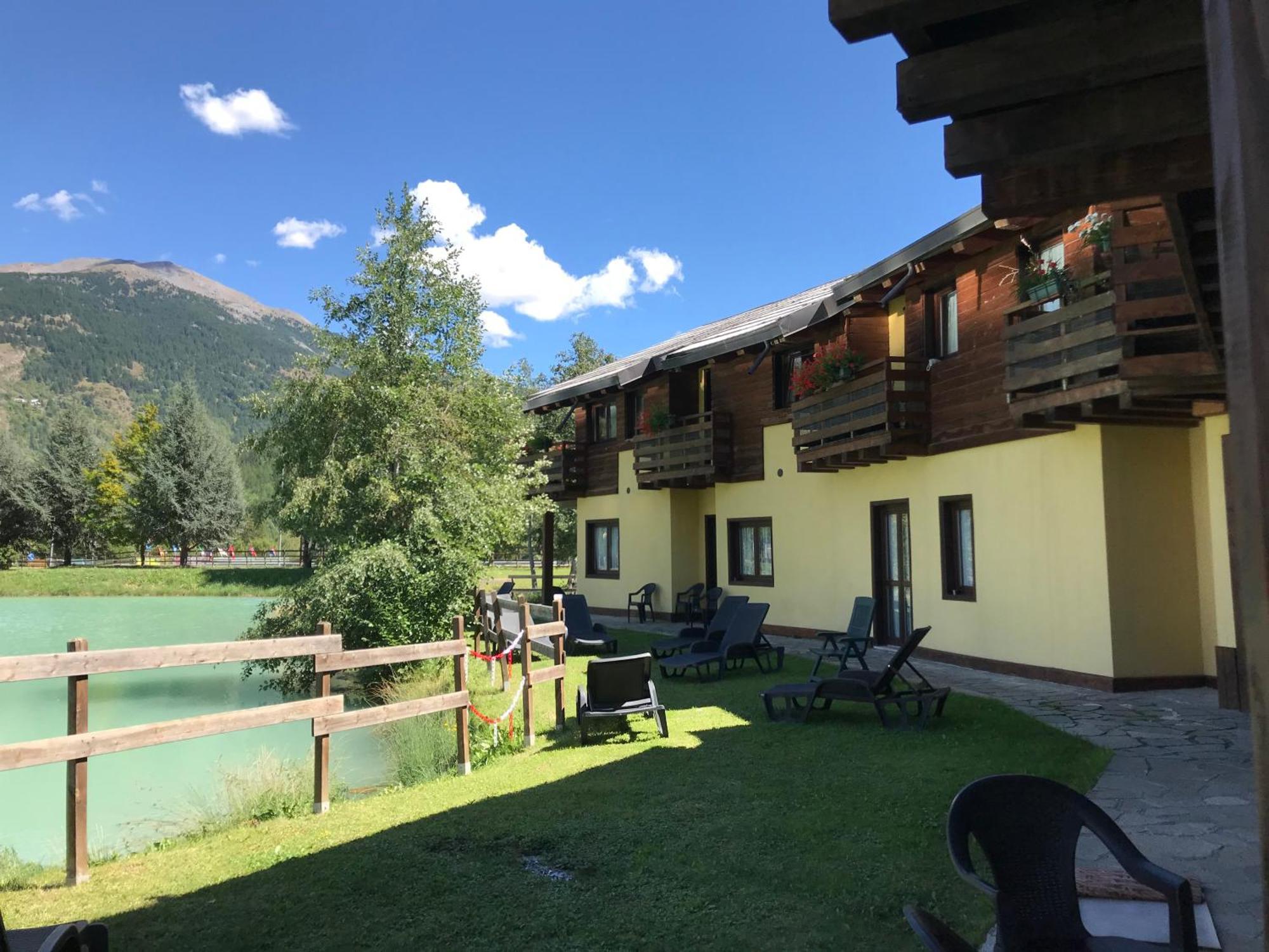 Hotel Ca Fiore Bardonecchia Exterior photo