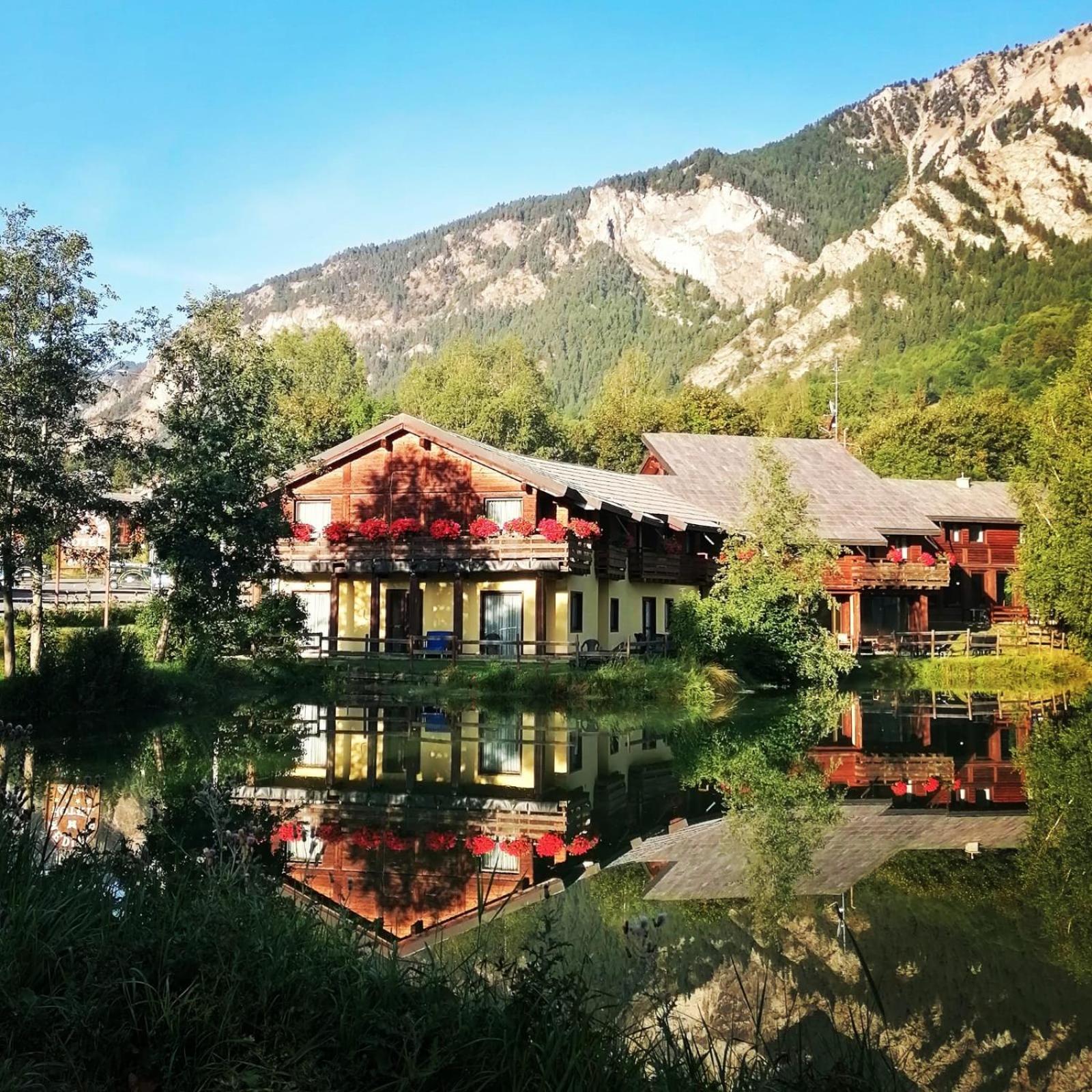 Hotel Ca Fiore Bardonecchia Exterior photo