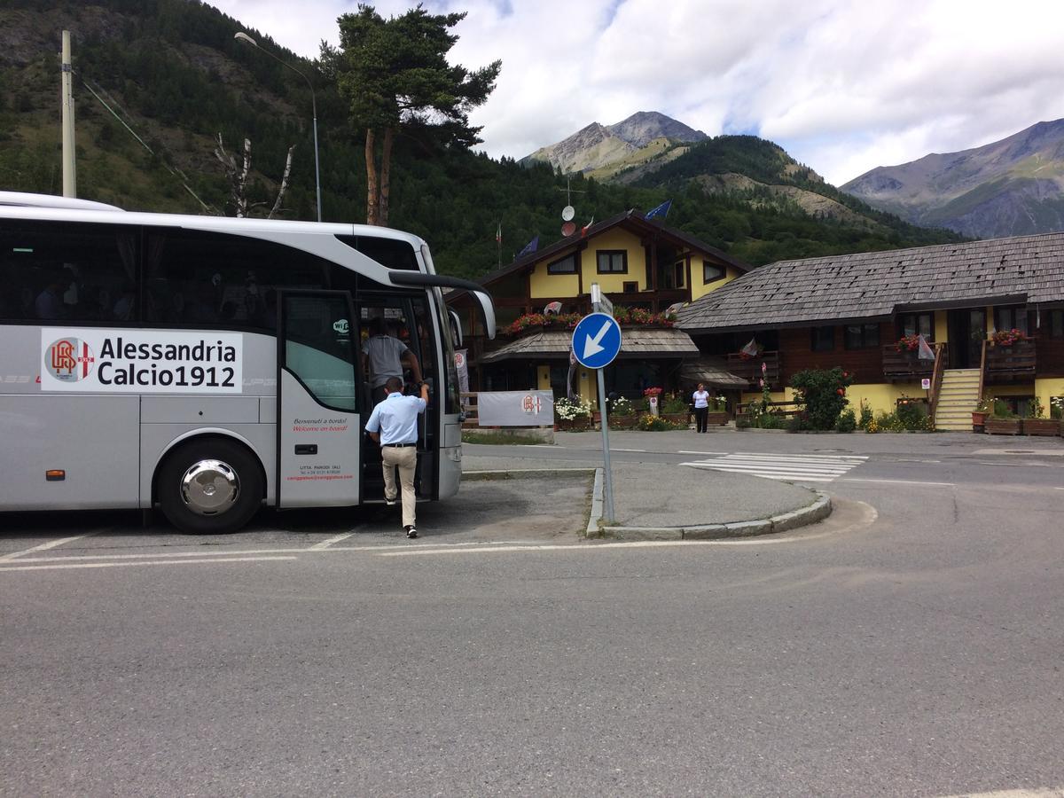 Hotel Ca Fiore Bardonecchia Exterior photo